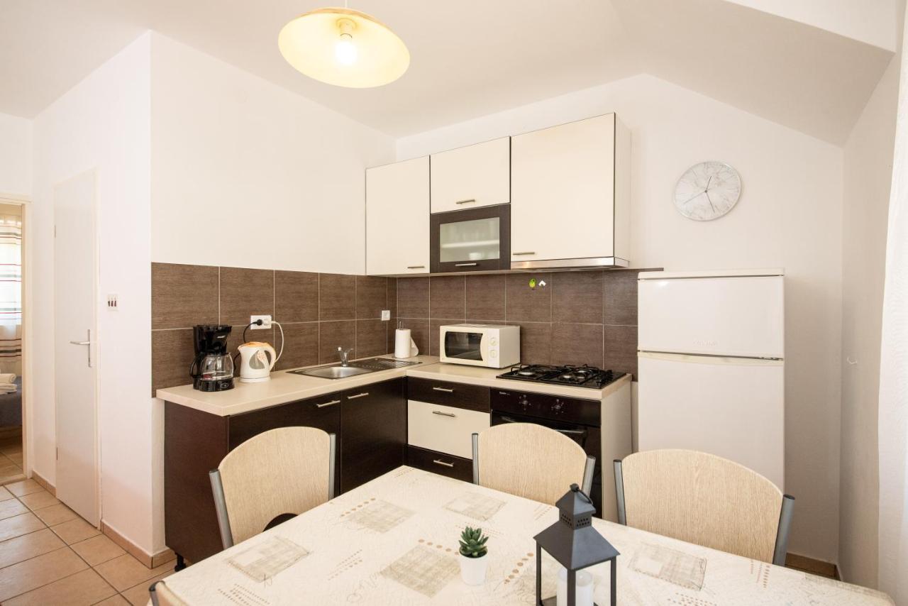 Apartmani Manita Paklenica Seline Luaran gambar